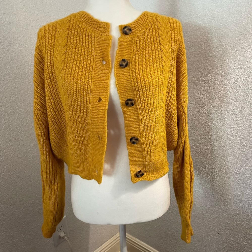 Forever 21 Sweater